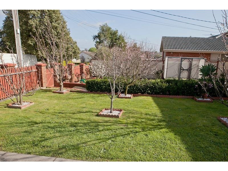 12 Lacebark Street, Doveton VIC 3177