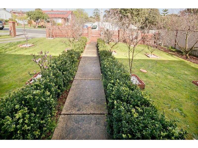 12 Lacebark Street, Doveton VIC 3177