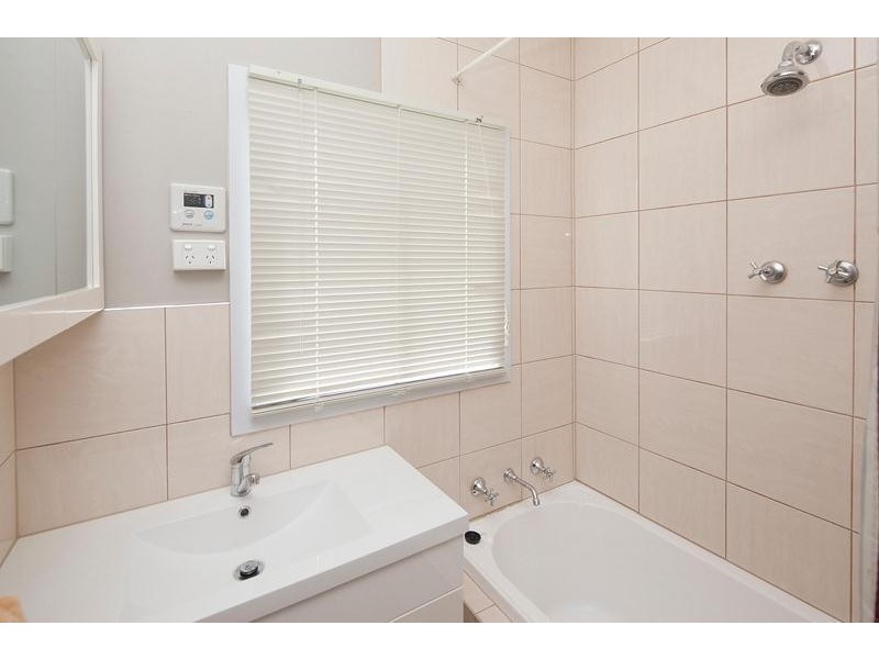 12 Lacebark Street, Doveton VIC 3177