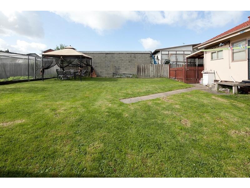 12 Lacebark Street, Doveton VIC 3177