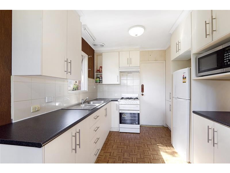 9 Fraser Street, Dandenong North VIC 3175