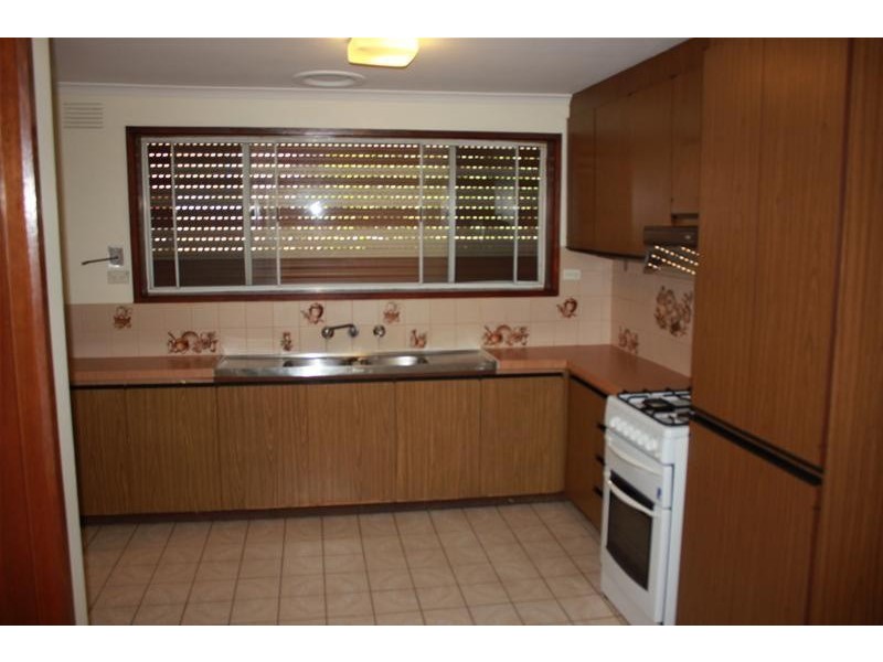 38 Browns Road, Noble Park North VIC 3174