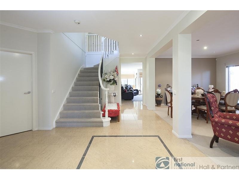 11 Clocktower Court, Berwick VIC 3806