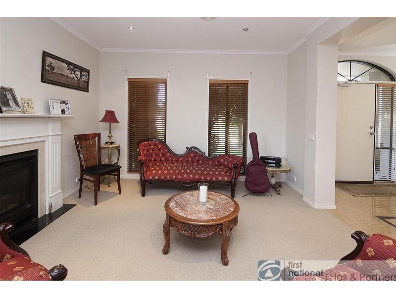 11 Clocktower Court, Berwick VIC 3806