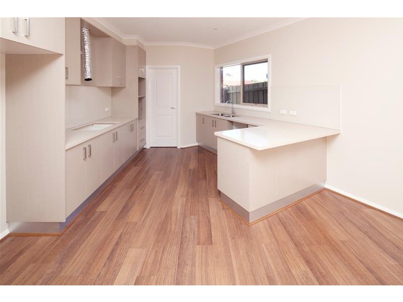 6 View Court, Dandenong North VIC 3175