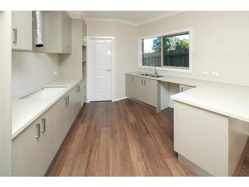 6 View Court, Dandenong North VIC 3175