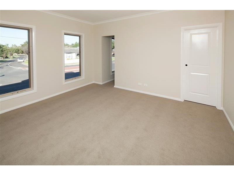 6 View Court, Dandenong North VIC 3175