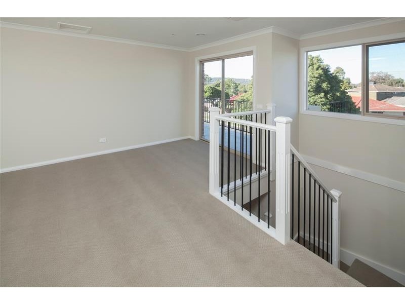 6 View Court, Dandenong North VIC 3175