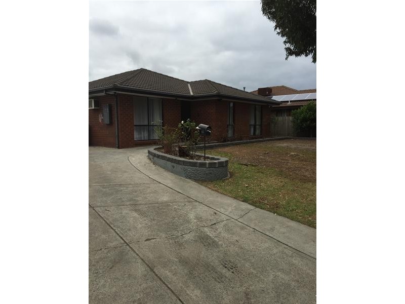 6 Telford Court, Hampton Park VIC 3976