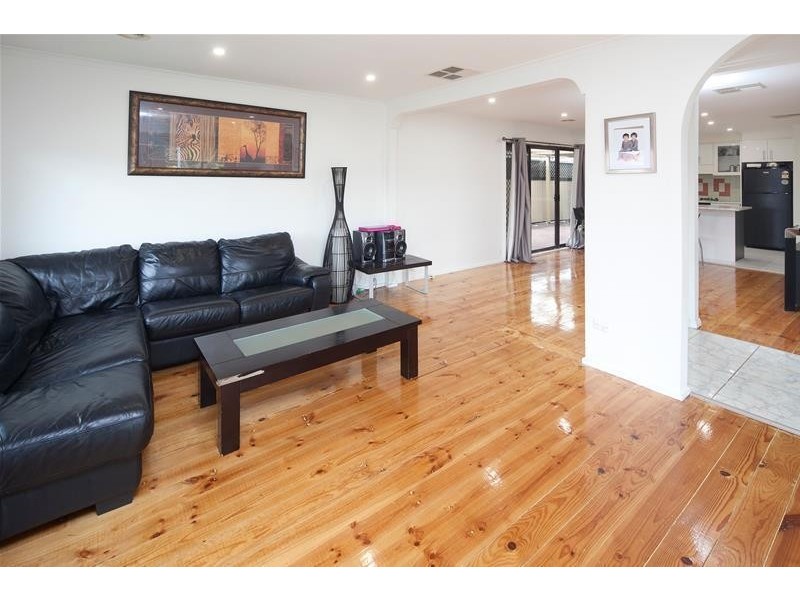 51A Thomas Mitchell Drive, Endeavour Hills VIC 3802