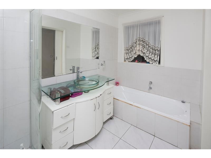 51A Thomas Mitchell Drive, Endeavour Hills VIC 3802