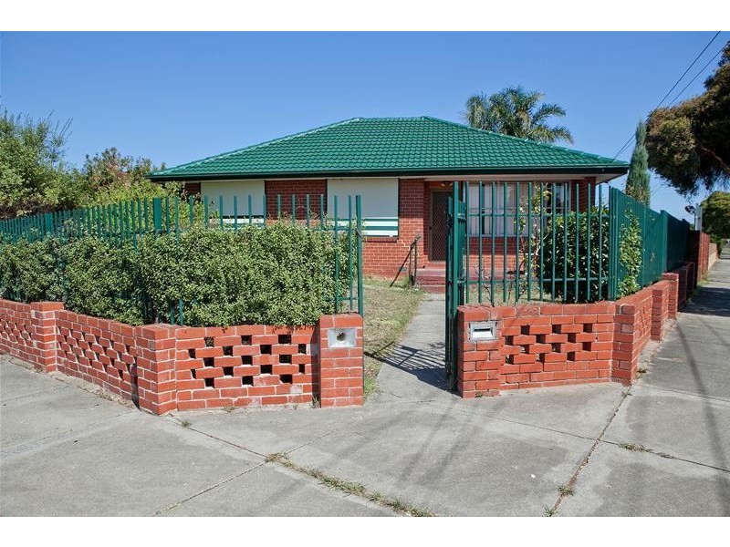 8 Sylvia Street, Dandenong North VIC 3175