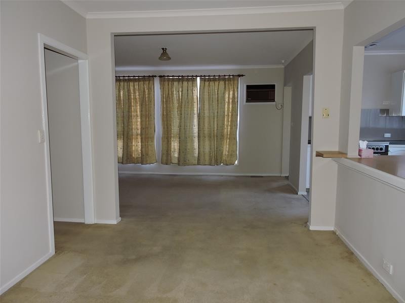 8 Wimpole Street, Noble Park North VIC 3174