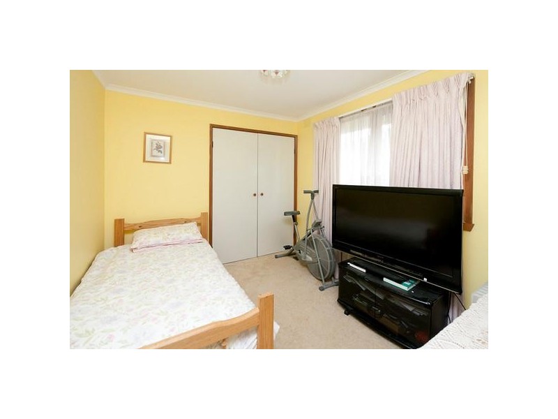 24 Clydebank Avenue, Endeavour Hills VIC 3802