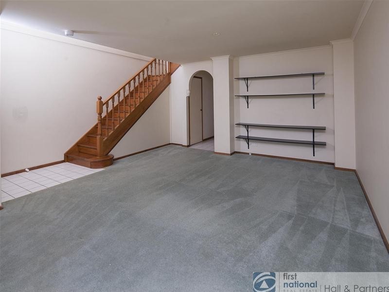 13 Tarrangower Place, Berwick VIC 3806