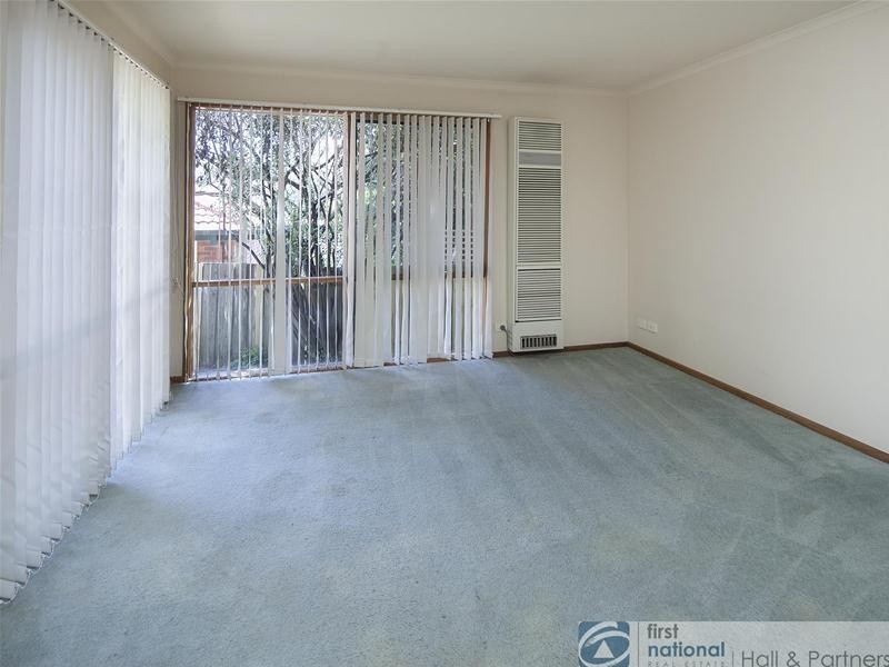 13 Tarrangower Place, Berwick VIC 3806