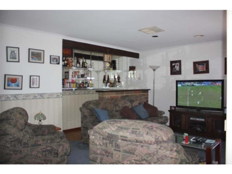 2 Dorgan Court, Endeavour Hills VIC 3802