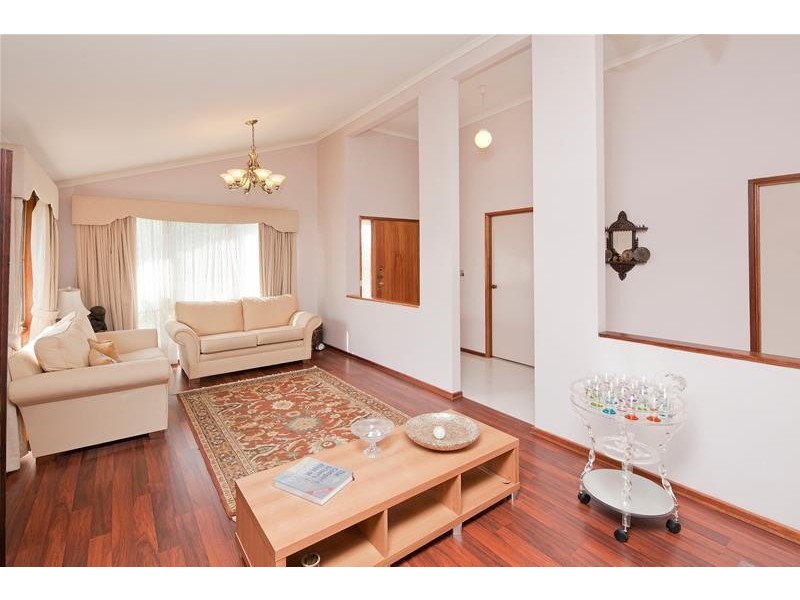 14 Glencairn Avenue, Hallam VIC 3803