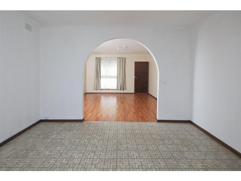 2/28 De Villiers Drive, Dandenong VIC 3175