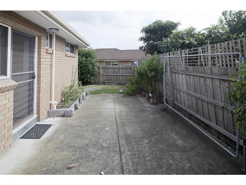 2/28 De Villiers Drive, Dandenong VIC 3175