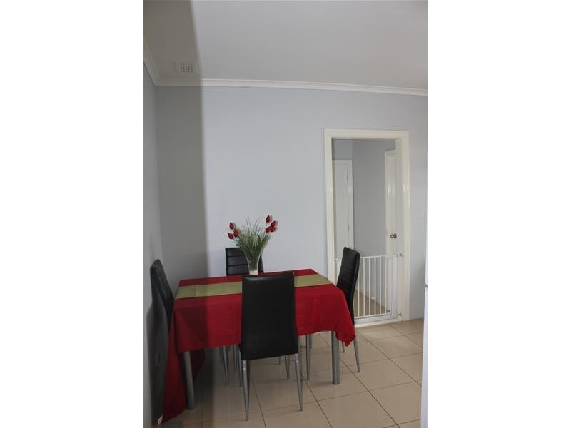 35 Laurel Avenue, Doveton VIC 3177