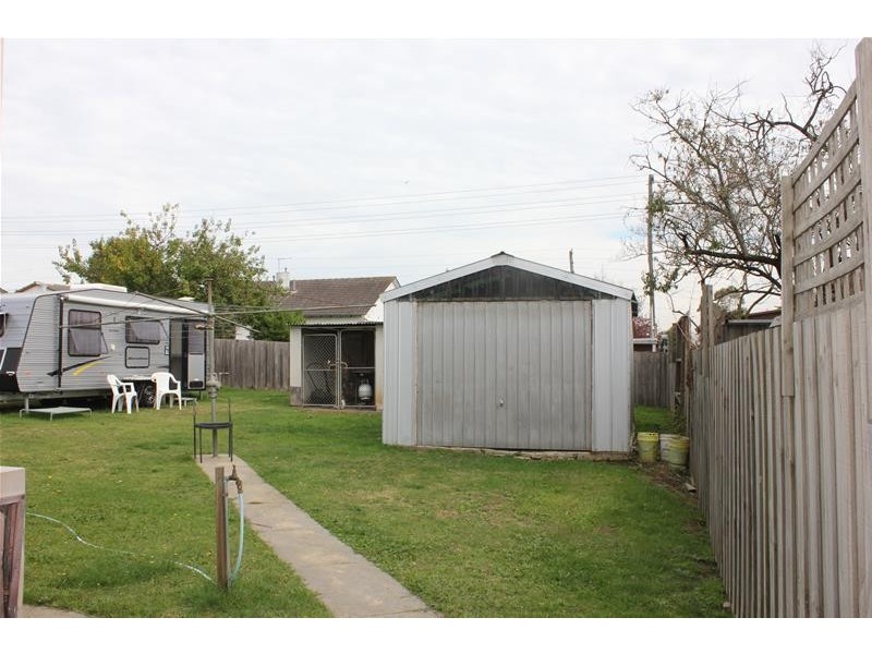 5 Nigra  Street, Doveton VIC 3177