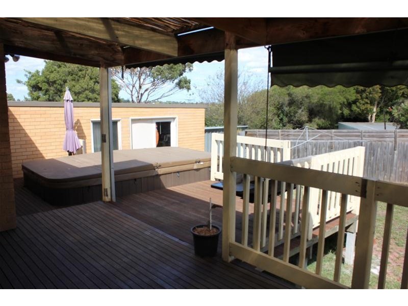 1 Judge Rise, Endeavour Hills VIC 3802