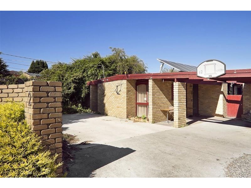 2 Paydon Court, Dandenong North VIC 3175