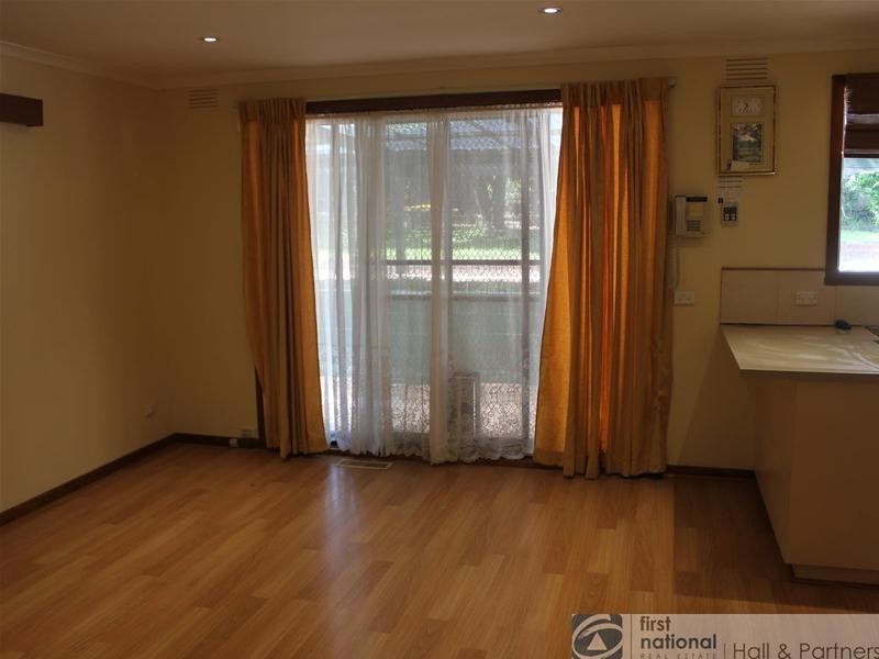 32 Scotsburn Way, Endeavour Hills VIC 3802