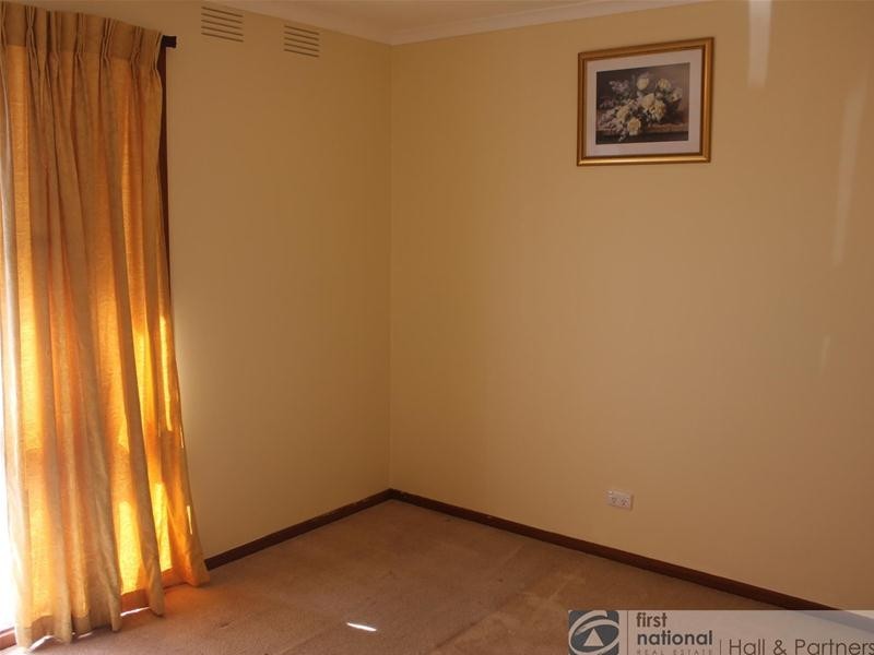 32 Scotsburn Way, Endeavour Hills VIC 3802