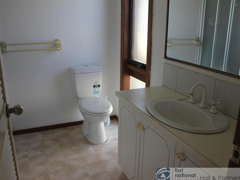 32 Scotsburn Way, Endeavour Hills VIC 3802