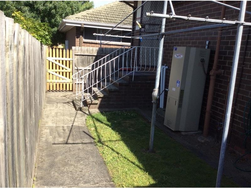 2/52 Potter Street, Dandenong VIC 3175