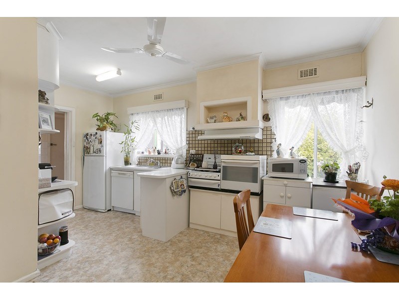 73 Wattle Grove, Mulgrave VIC 3170