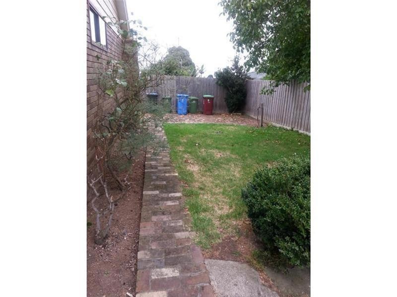 29 Carlisle Road, Hallam VIC 3803