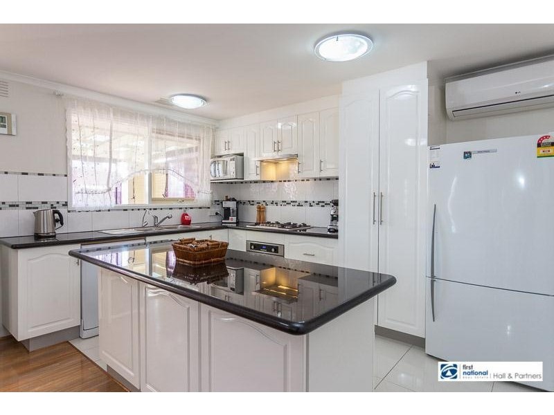 5 Shiraz  Court, Noble Park North VIC 3174