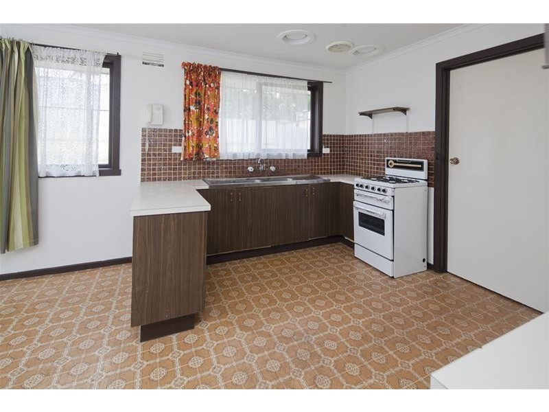 52 Betula Street, Doveton VIC 3177