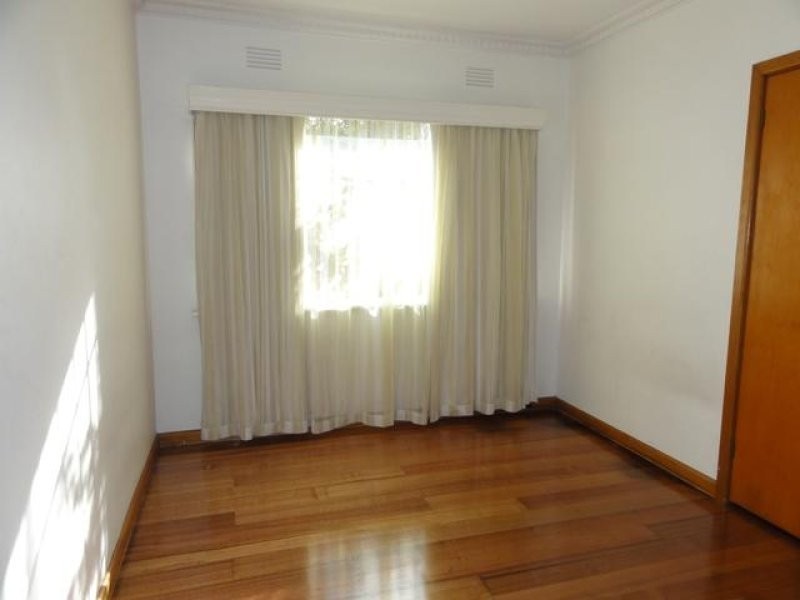 27 Montana Avenue, Mulgrave VIC 3170