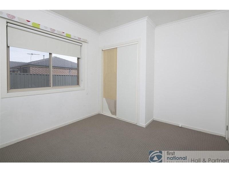 9 Elderberry Way, Pakenham VIC 3810