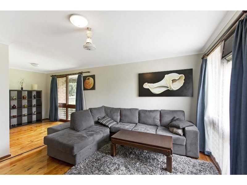 94 Tiverton Drive, Mulgrave VIC 3170