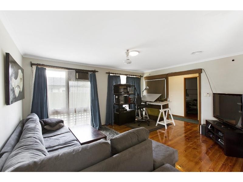 94 Tiverton Drive, Mulgrave VIC 3170