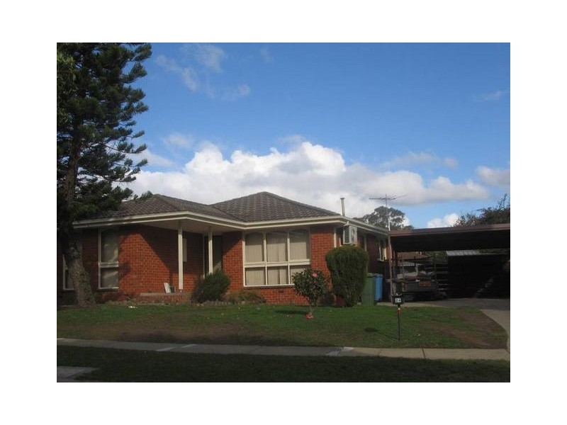 24 Whitehaven Crescent, Noble Park North VIC 3174