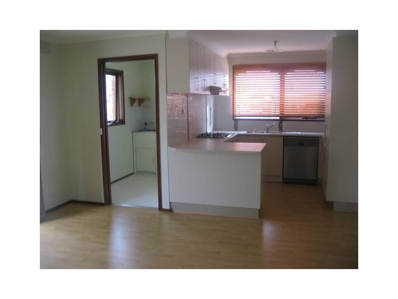 24 Whitehaven Crescent, Noble Park North VIC 3174