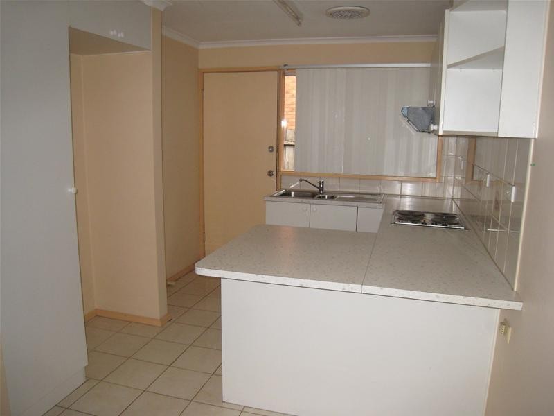 2/39 Hammond Road, Dandenong VIC 3175