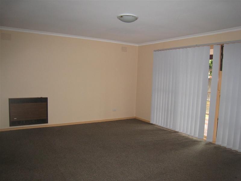 2/39 Hammond Road, Dandenong VIC 3175