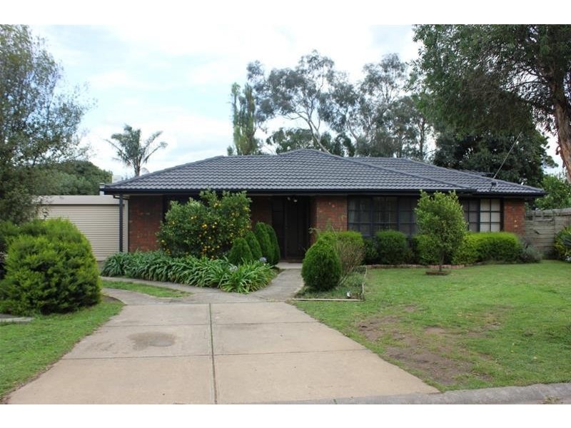 5 Tara Place, Noble Park North VIC 3174