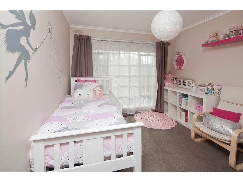 44 Meadow Wood Walk, Narre Warren VIC 3805