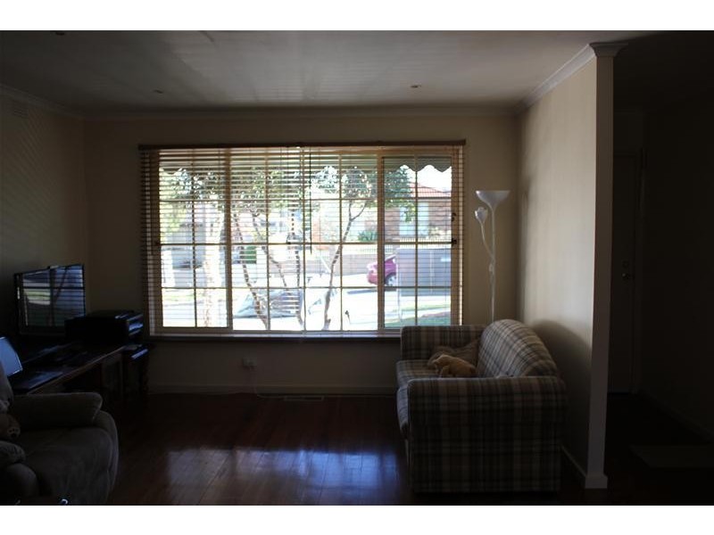 1/23 Sabine Avenue, Dandenong North VIC 3175