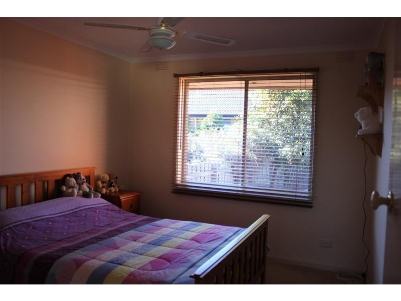 1/23 Sabine Avenue, Dandenong North VIC 3175