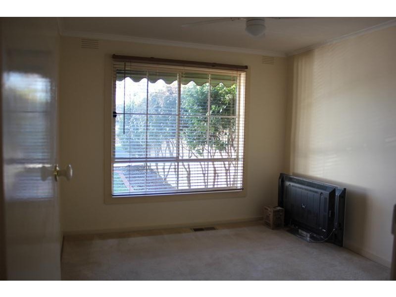 1/23 Sabine Avenue, Dandenong North VIC 3175