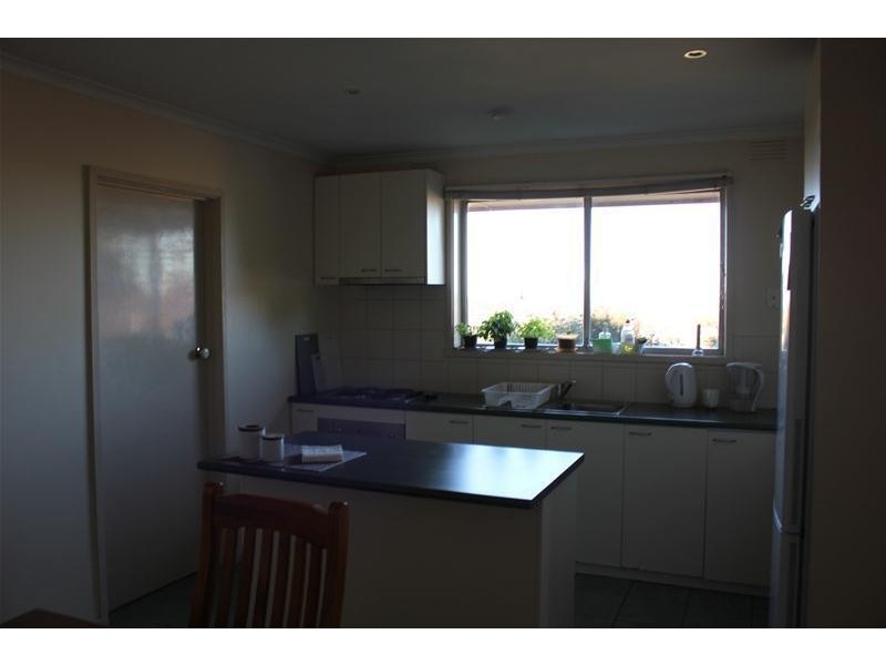 1/23 Sabine Avenue, Dandenong North VIC 3175